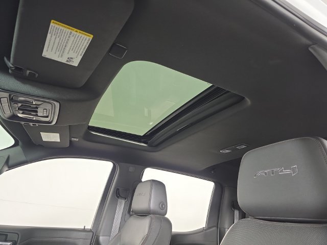 Used 2021 SUMMIT WHITE GMC AT4 image 29