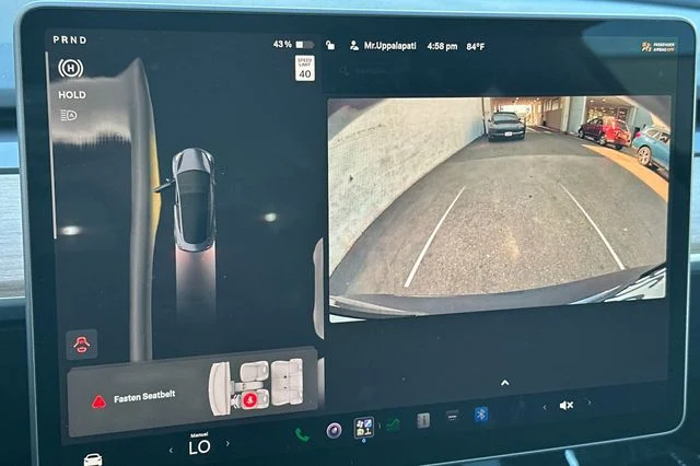 Used 2023  Tesla Base image 21
