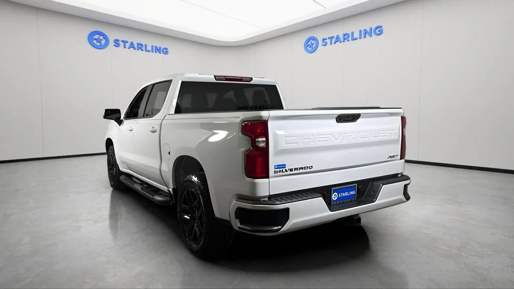 Used 2026 Summit White Chevrolet RST image 6