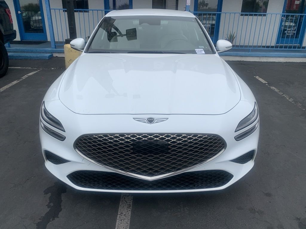 Used 2025 White Genesis 2.5T image 3