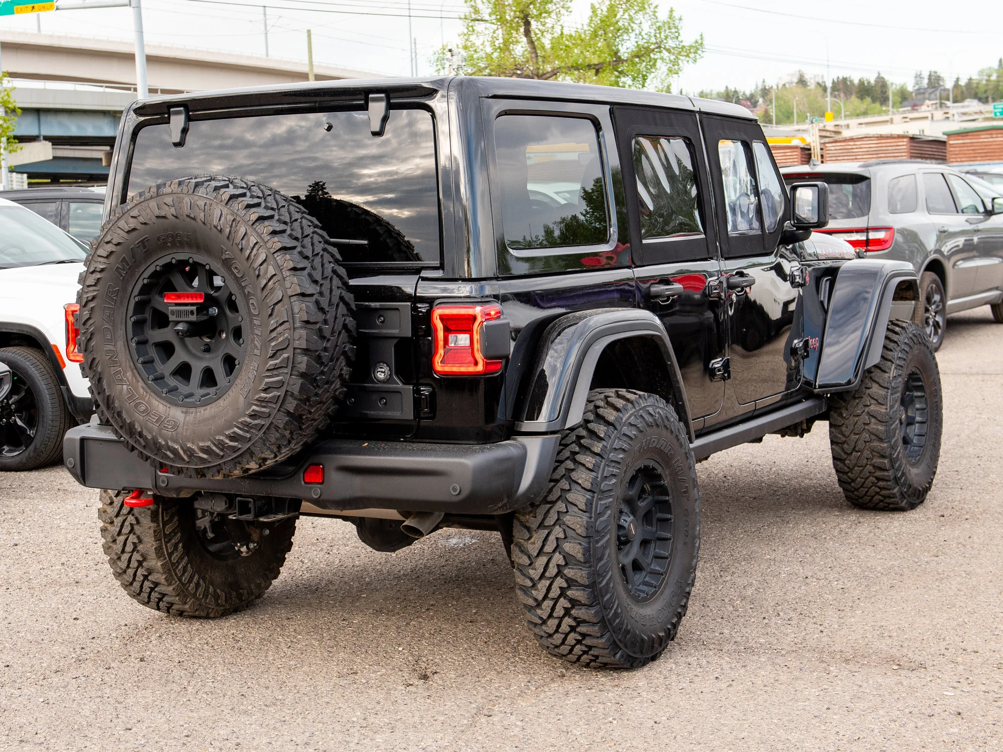 New 2026 Black Jeep Rubicon X*, 37s, Winch, Hi-Lift Jack, 3.5 Inch Lift image 6
