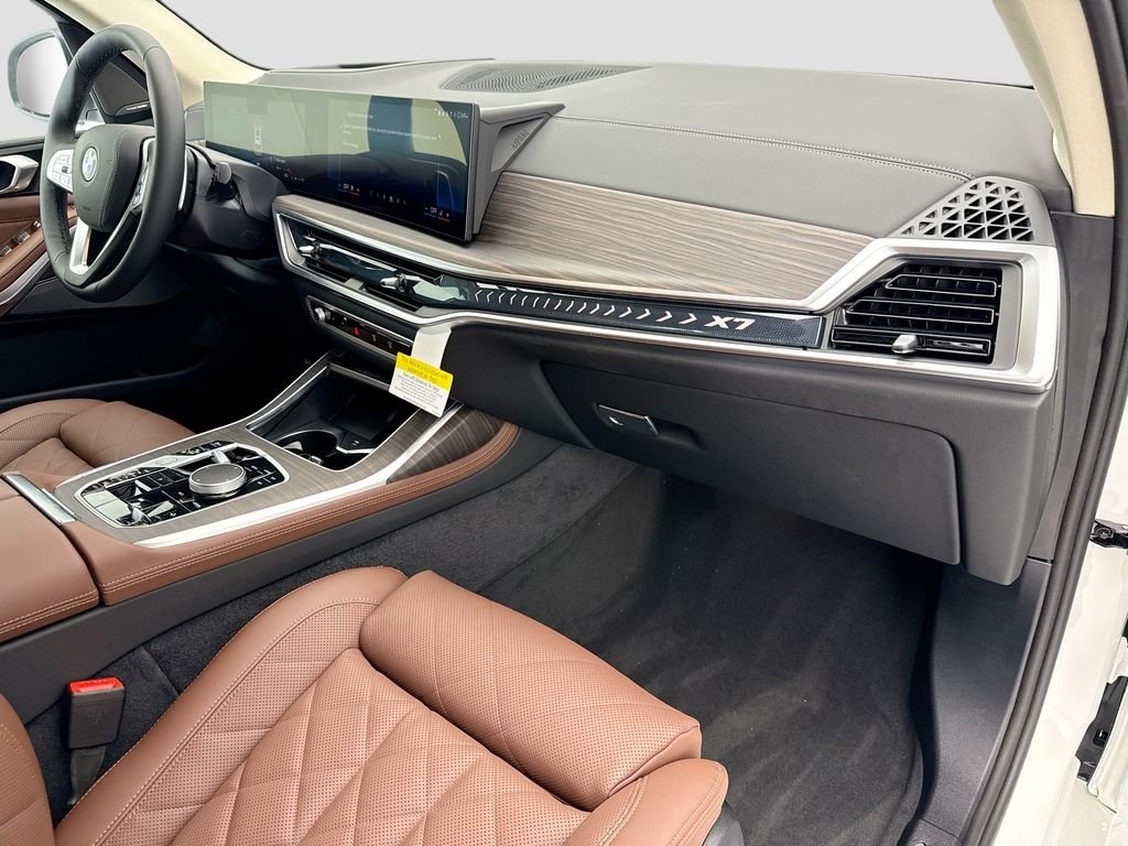 New 2027 Alpine White BMW xDrive40i image 16