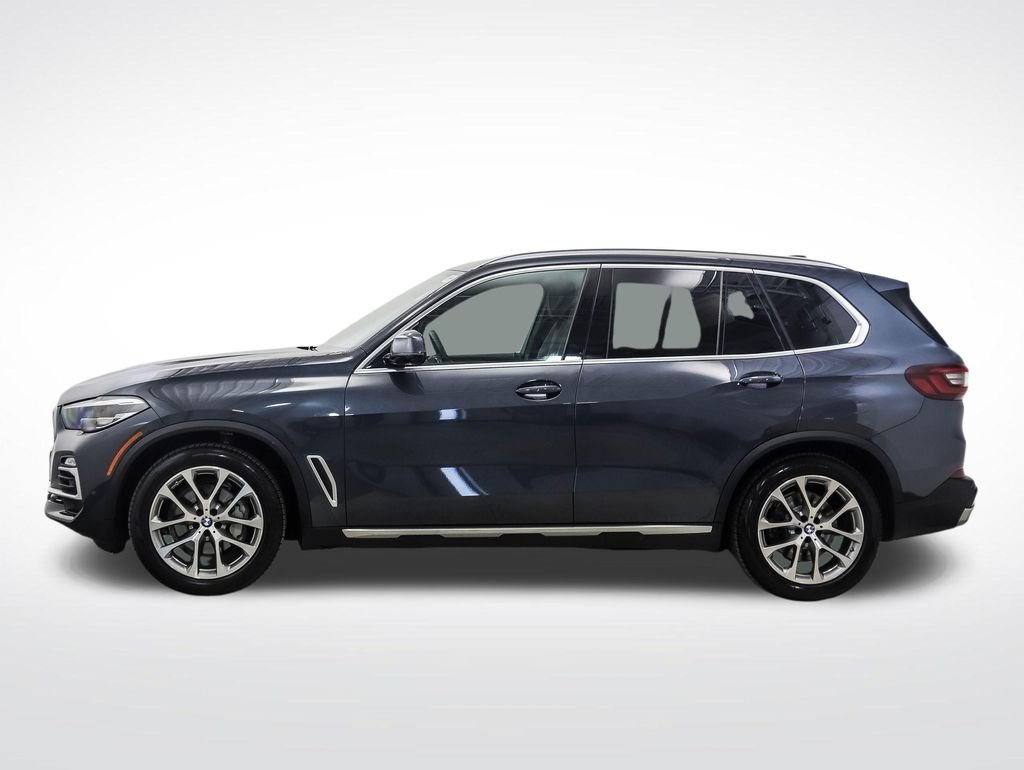 Used 2021 BMW X5 40i with VIN 5UXCR6C0XM9G12209 for sale in Minneapolis, Minnesota
