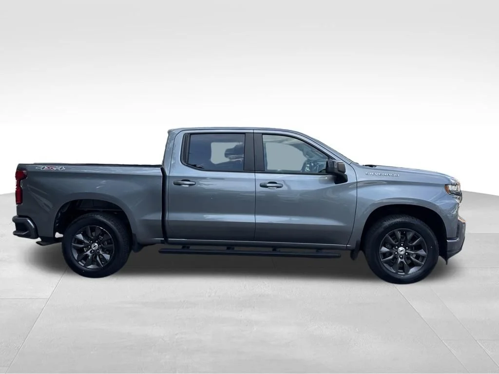 Used 2020 Gray Chevrolet RST image 10
