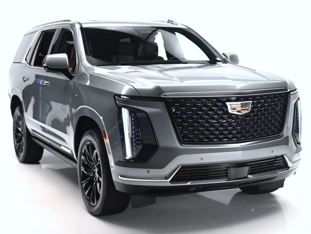 Used 2025 Silver Metallic Cadillac  image 3