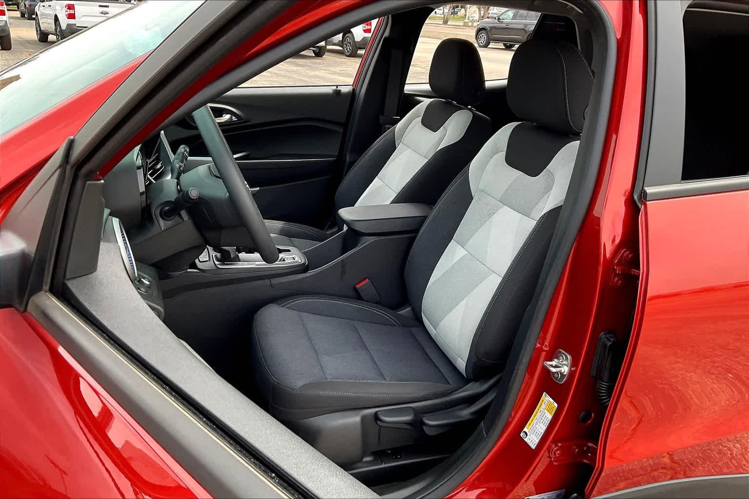 Used 2024 Cayenne Orange Metallic Chevrolet LS image 8