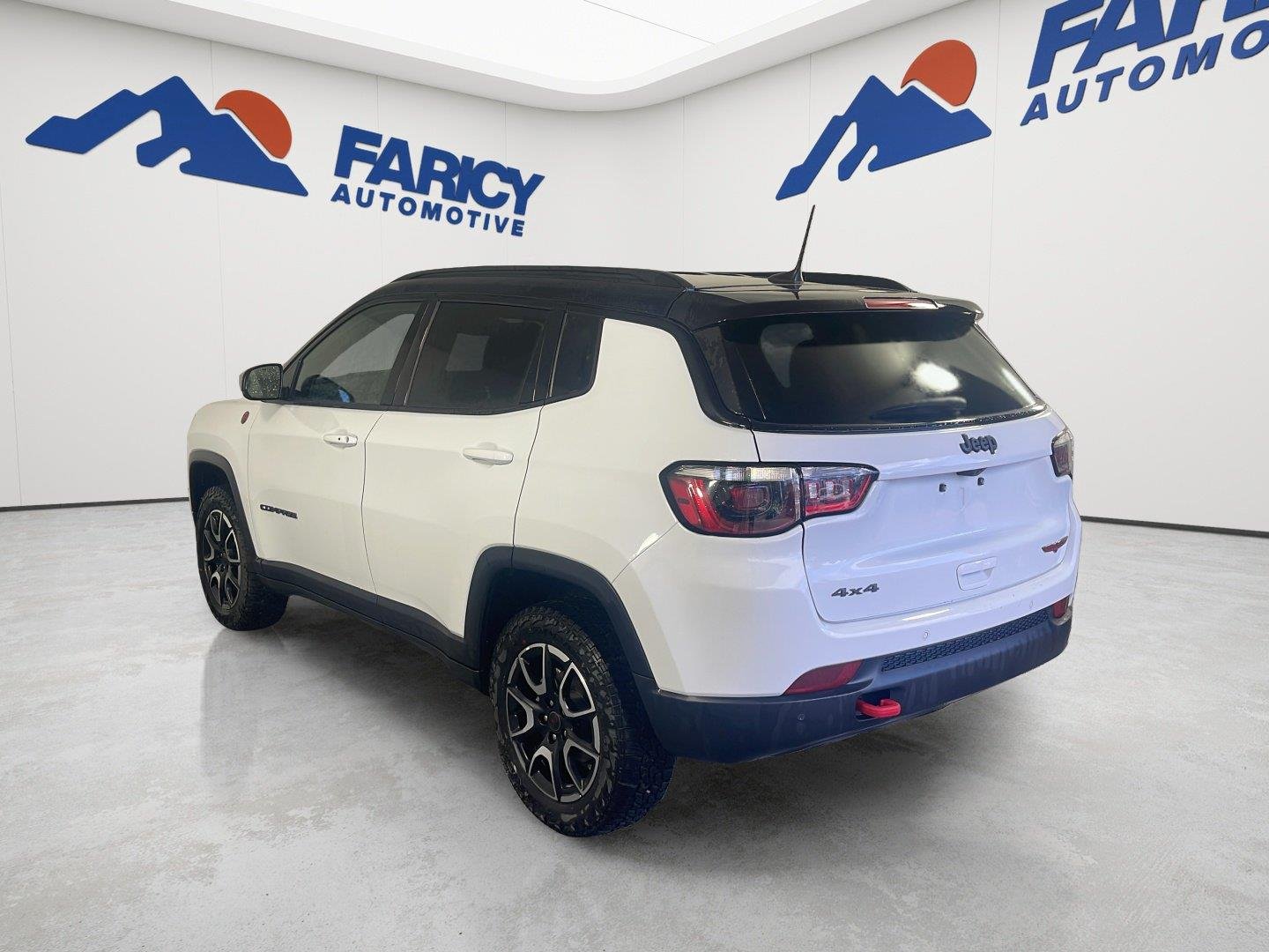 Used 2025 Bright White Clearcoat Jeep Trailhawk image 8