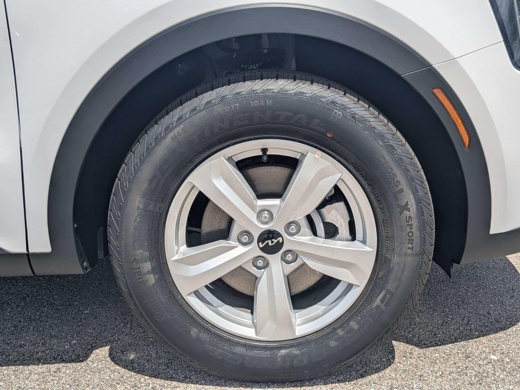 New 2026 Glacial White Kia LX image 11