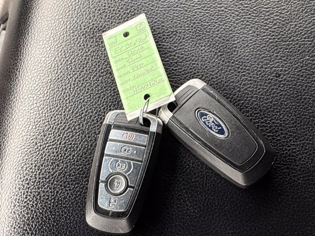 Used 2018 Shadow Black Ford Limited image 19