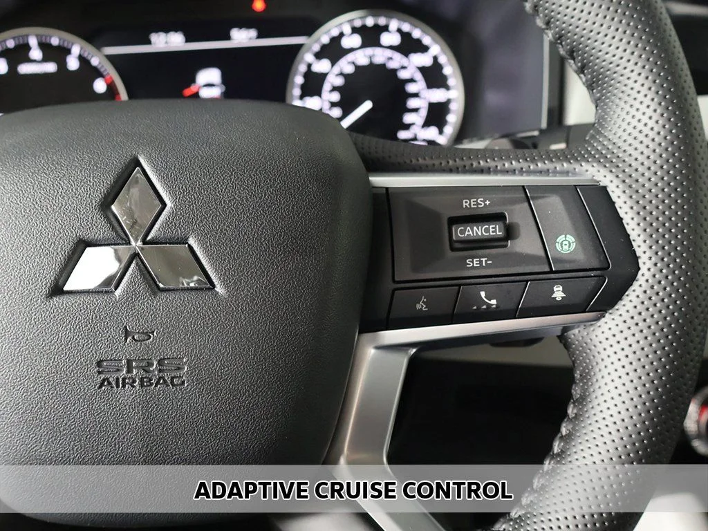 New 2026 Black Mitsubishi SE 1.5T S-AWC image 5