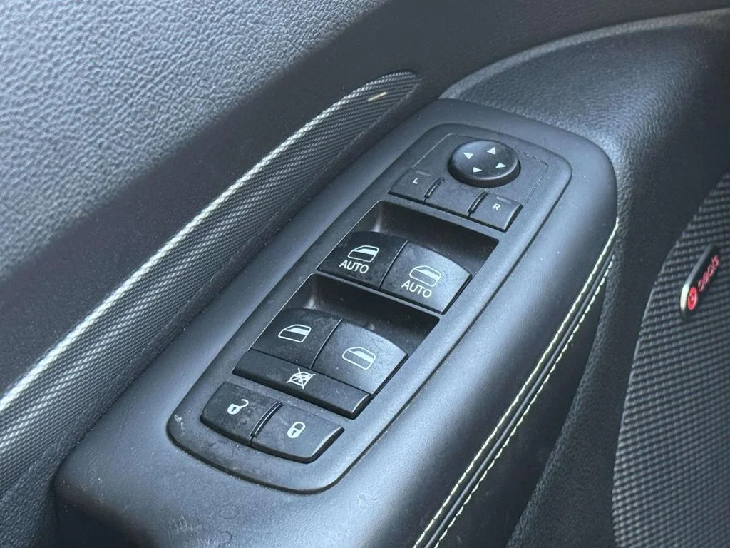 Used 2018 Black Dodge SRT image 26