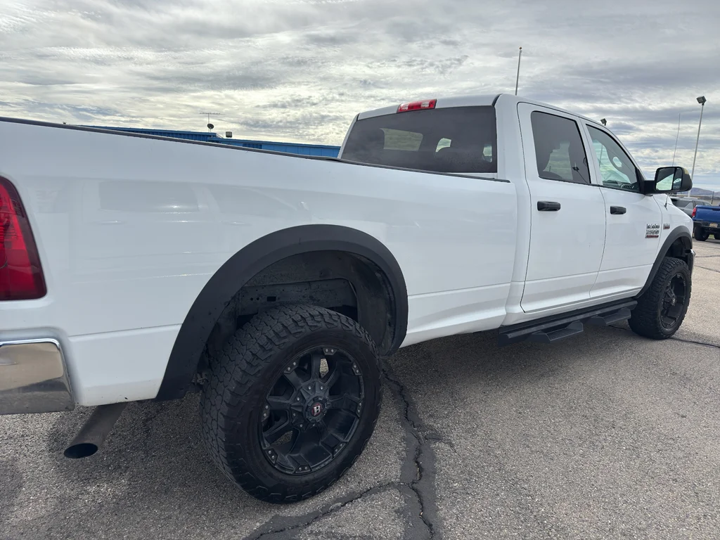 Used 2015 Bright White Clearcoat Ram Tradesman image 32