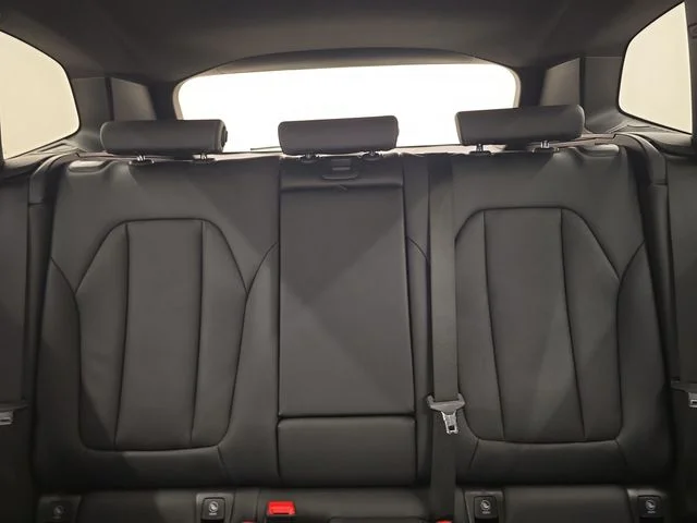 Used 2023 Skyscraper Gray Metallic BMW xDrive30i image 24
