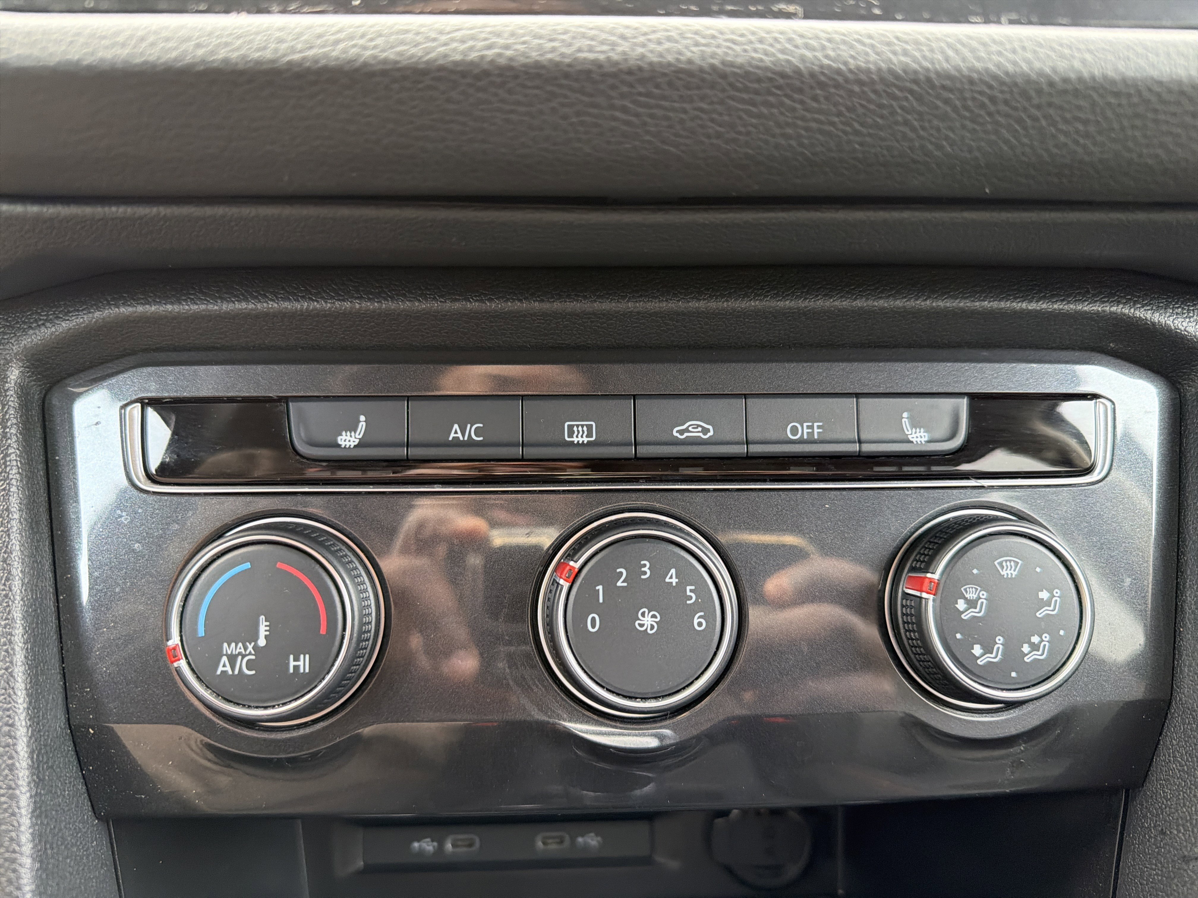 2024 Volkswagen Tiguan Wolfsburg Edition - Photo 29