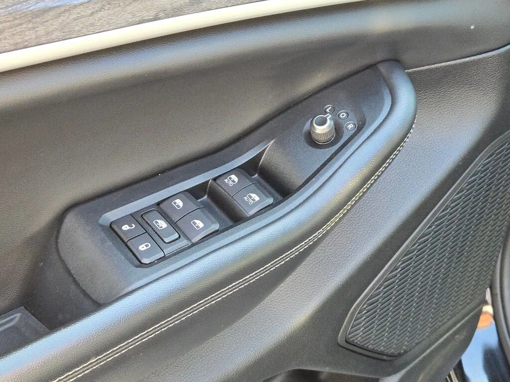 2023 Jeep Grand Cherokee Limited - Photo 22