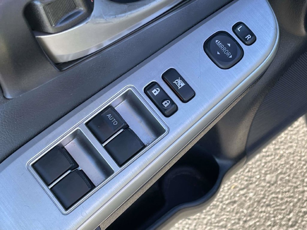 Used 2014 Black Toyota SE image 19