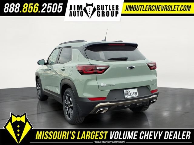 New 2026 Cacti Green Chevrolet ACTIV image 2