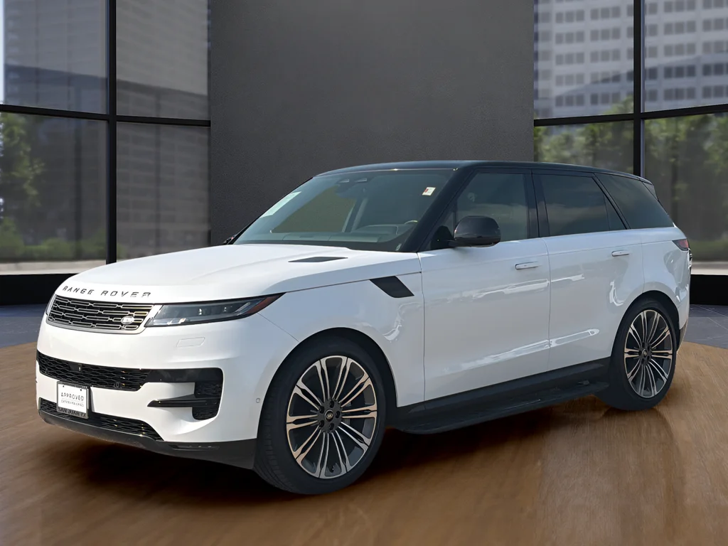 Used 2024 White Land Rover SE image 9