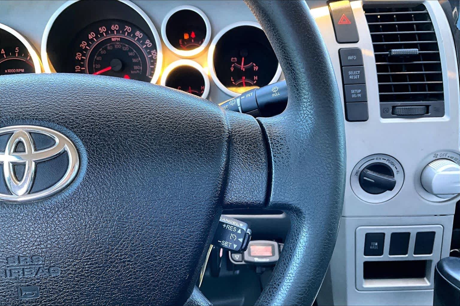 Used 2007 Super White Toyota SR5 image 24