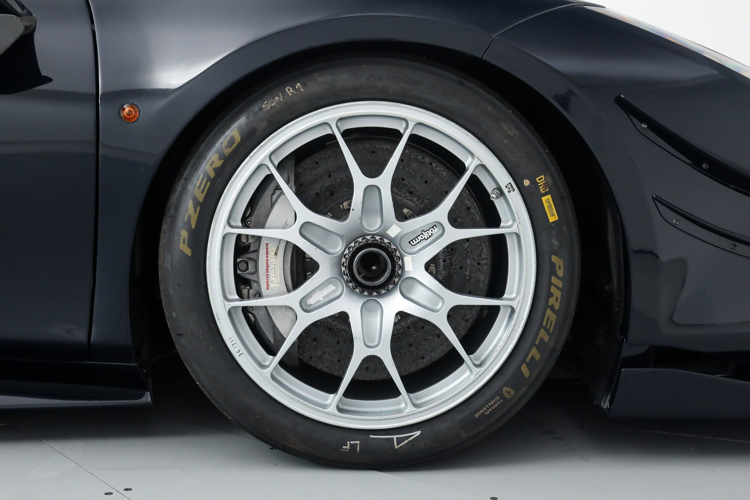 Used 2022 Blue Ferrari  image 32