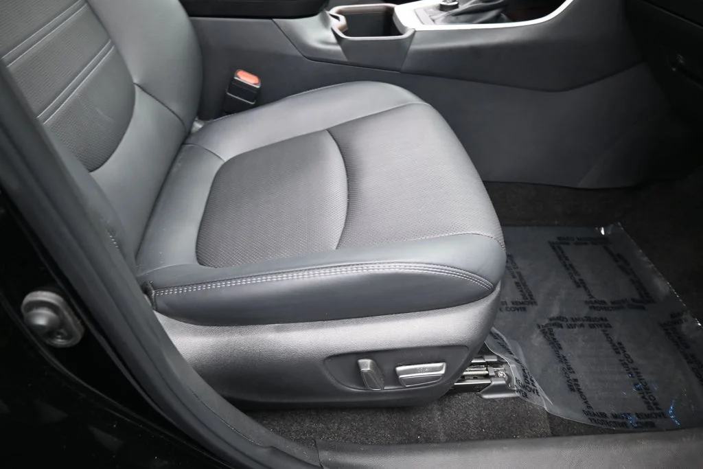 Used 2025 Midnight Black Metallic Toyota Limited image 41