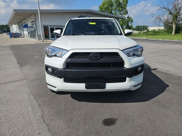 Used 2017 White Toyota  image 3