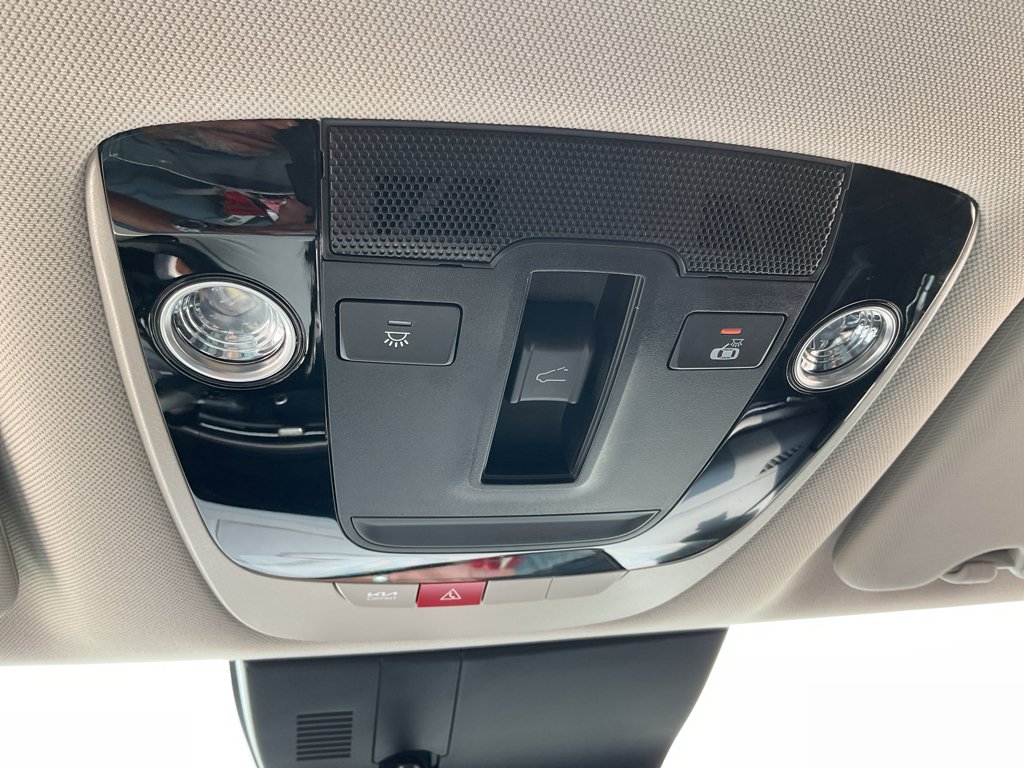 Certified Used 2026 Wolf Gray Kia EX image 33