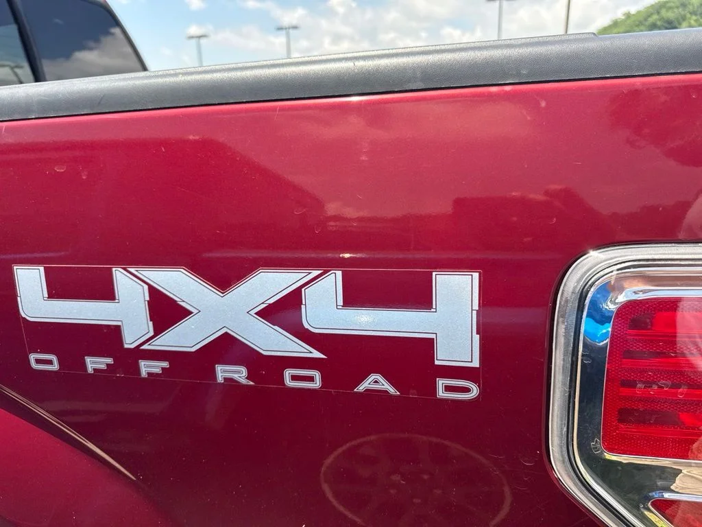 Used 2013 Ruby Red Metallic Ford XLT image 13