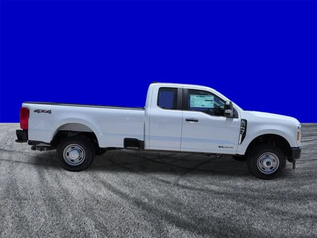 New 2026 Oxford White Ford F-350® XL image 3