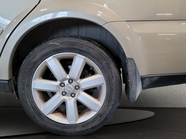 Used 2009 Harvest Gold Metallic Subaru 2.5i image 16