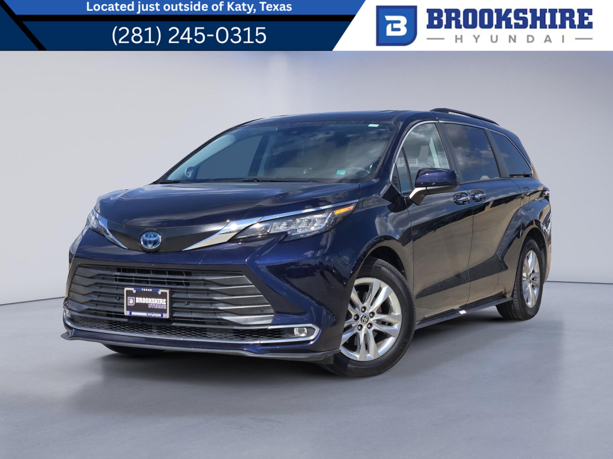 2022 Toyota Sienna XLE