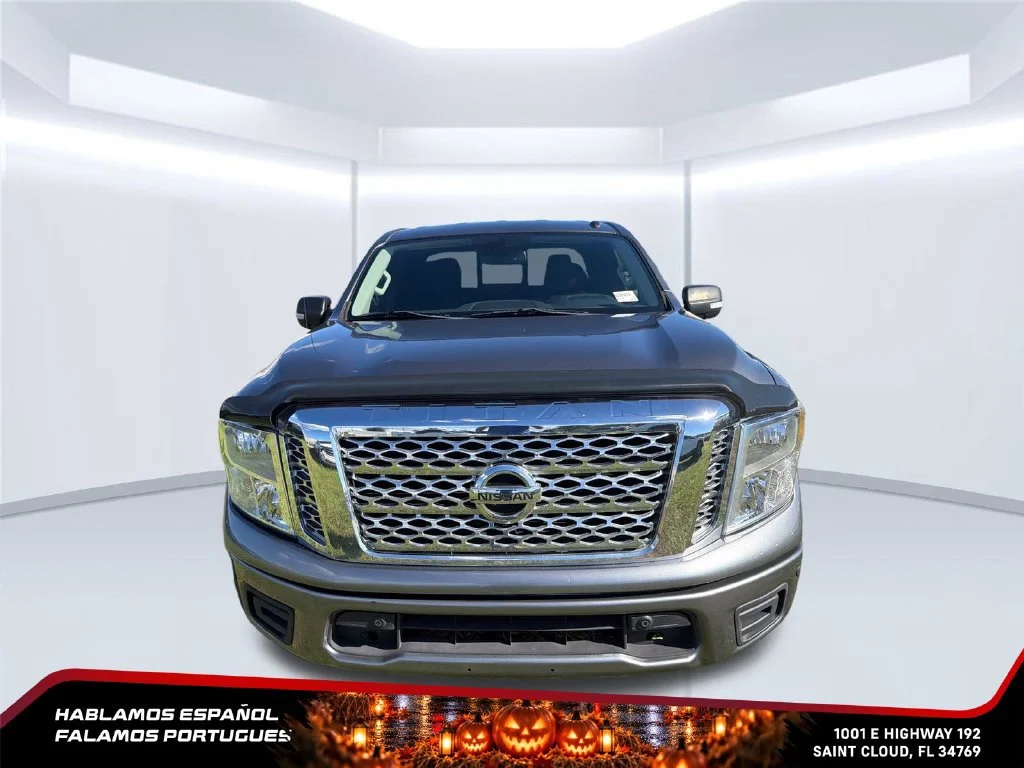 Used 2017  Nissan SV image 8