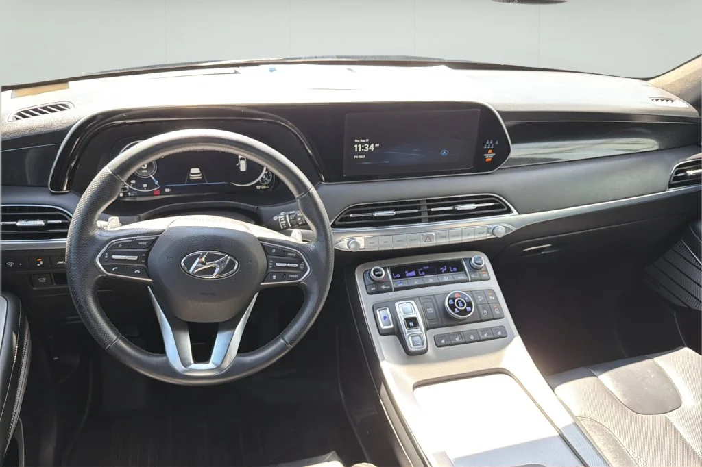 Used 2022 Gray Hyundai Calligraphy image 20