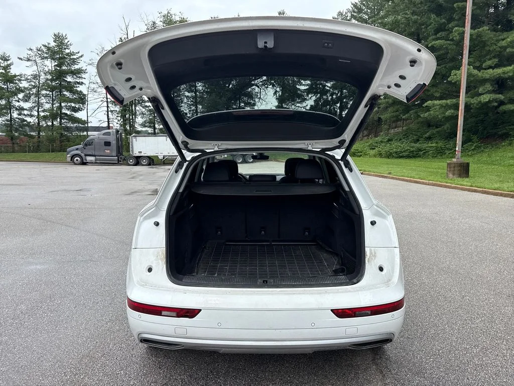 Used 2018 White Audi 2.0T Premium Plus image 28