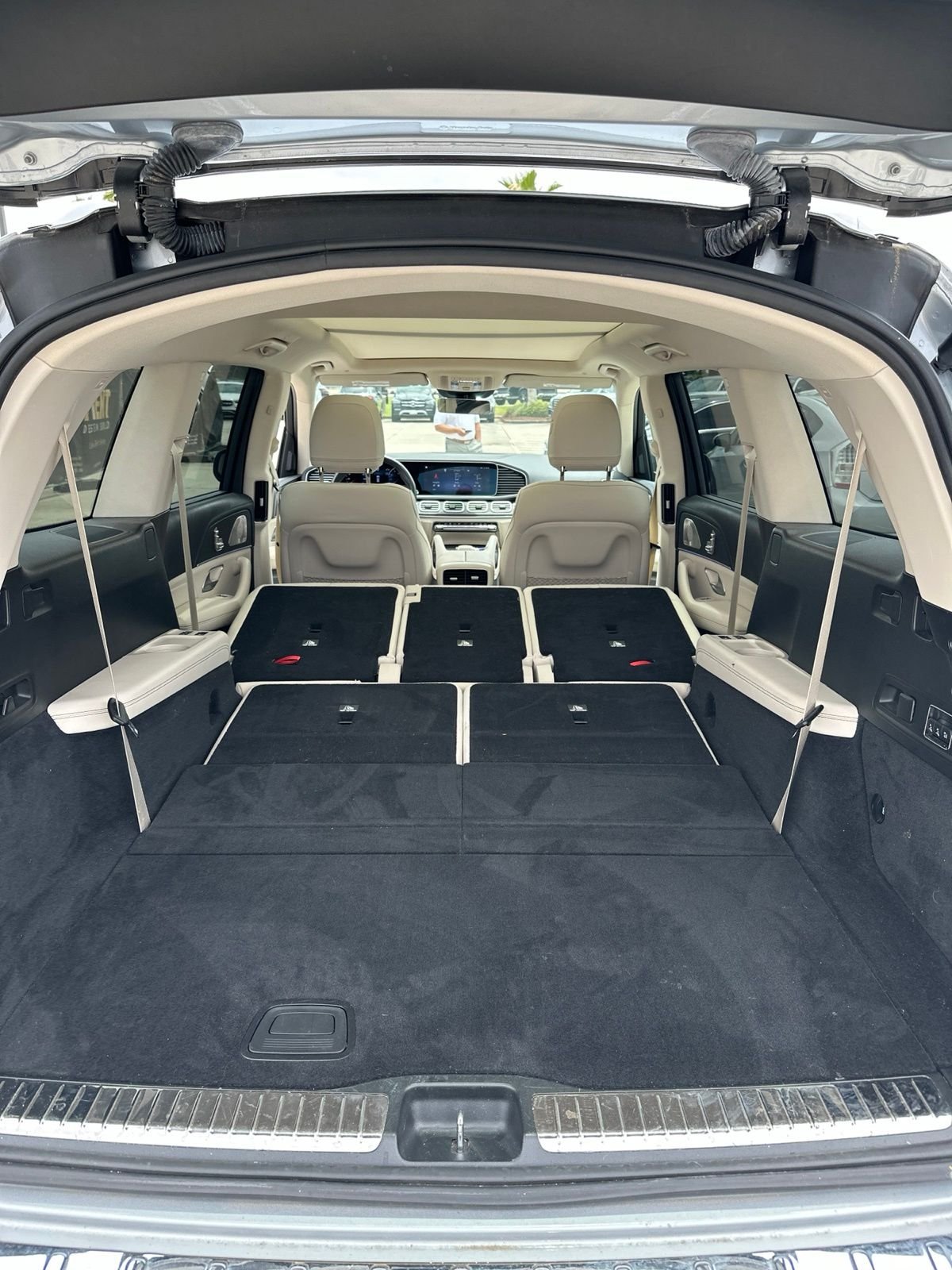 Used 2024 White Mercedes-Benz GLS 450 image 7