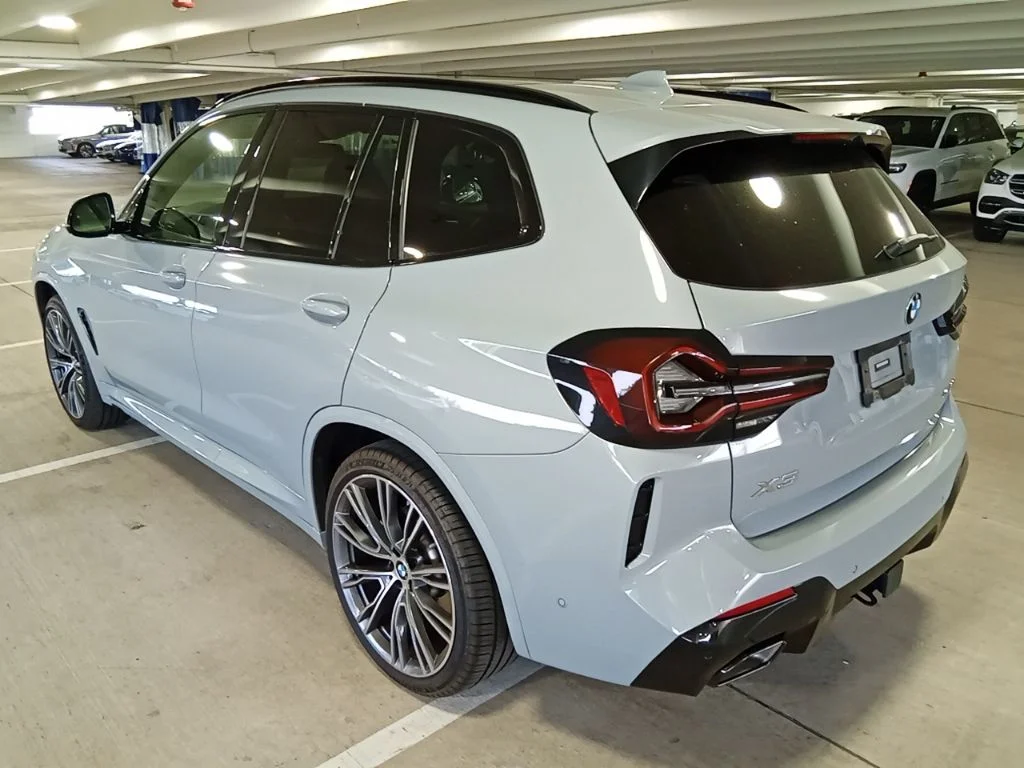 Used 2023 Gray Metallic BMW xDrive30i image 7