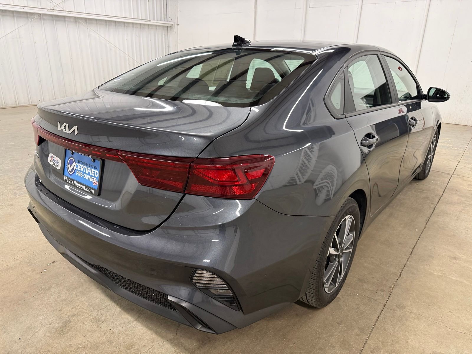 Used 2024 Gray Kia LXS image 5