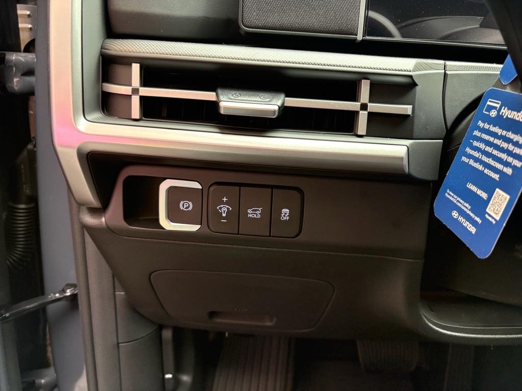 New 2026 Ecotronic Gray Hyundai SEL image 38