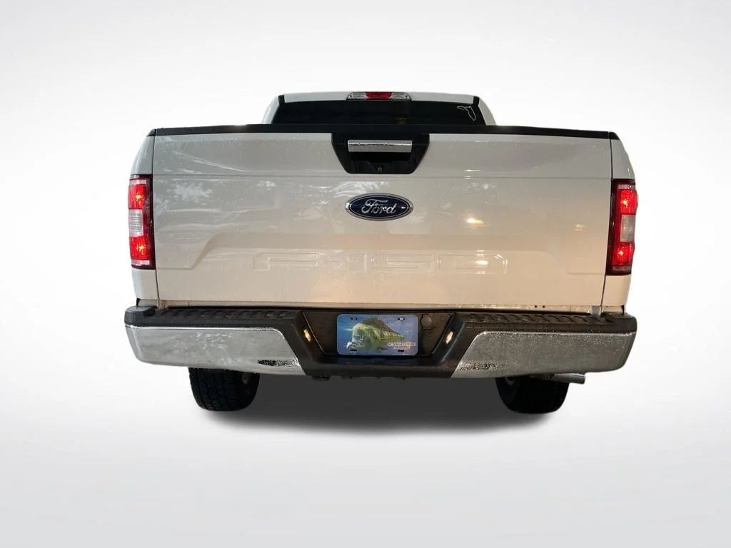 Used 2019 White Ford XLT image 8