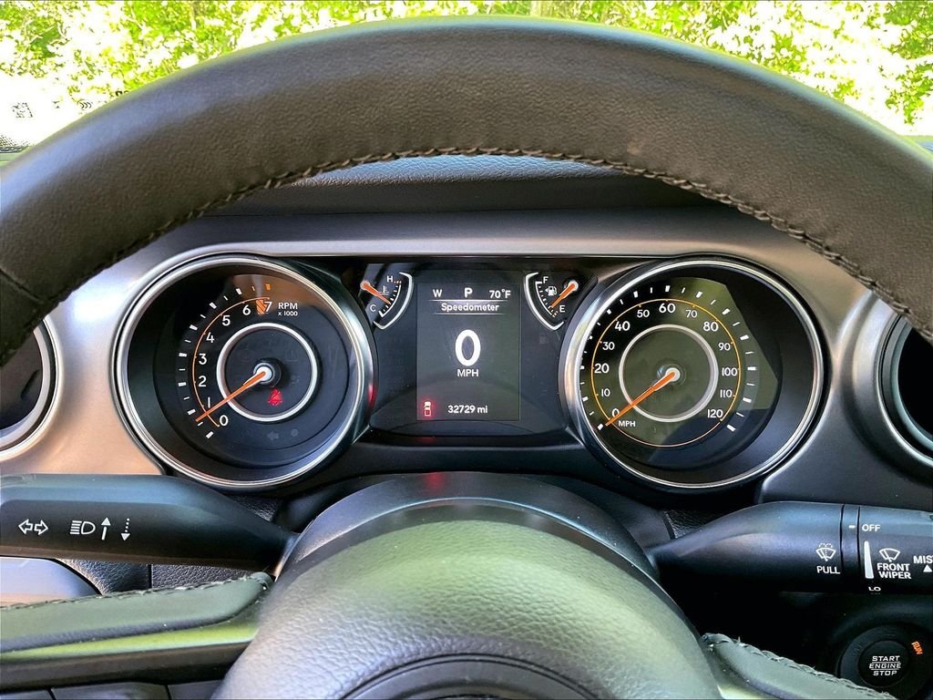 Used 2023 Gray Jeep Sport S image 15