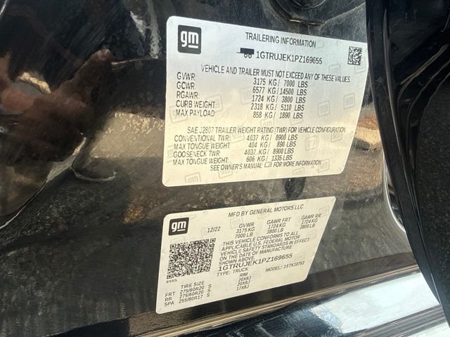 Used 2023 Black GMC Elevation image 8