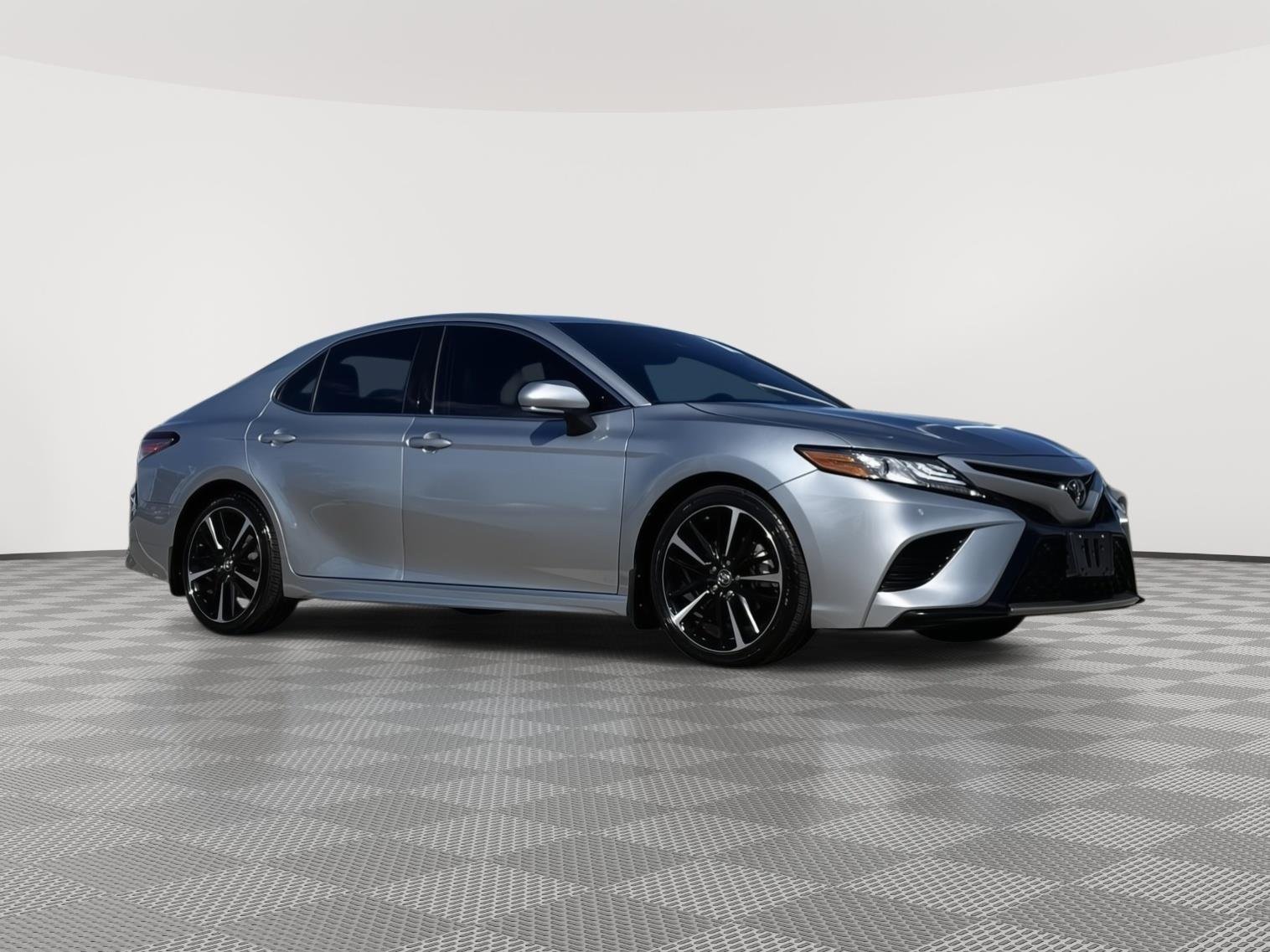 Used 2018 Celestial Silver Metallic Toyota XSE image 1