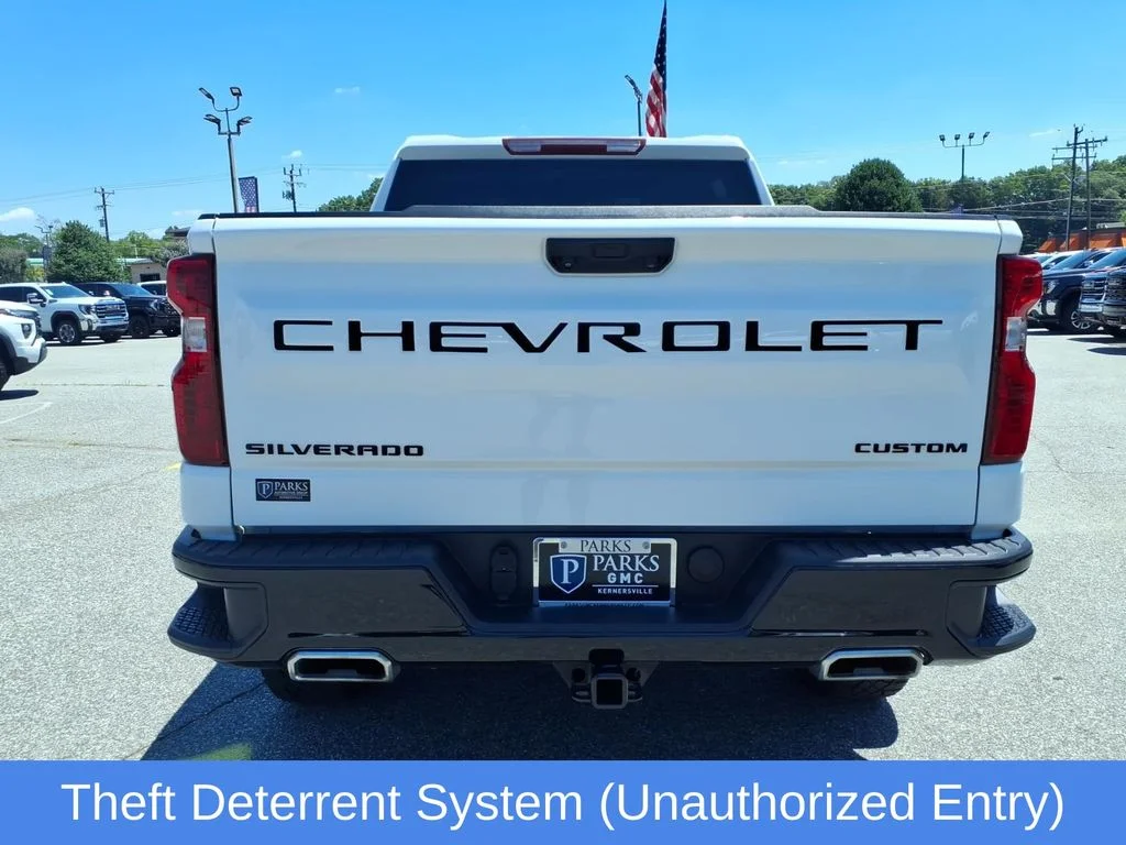 Used 2024 White Chevrolet Custom Trail Boss image 32