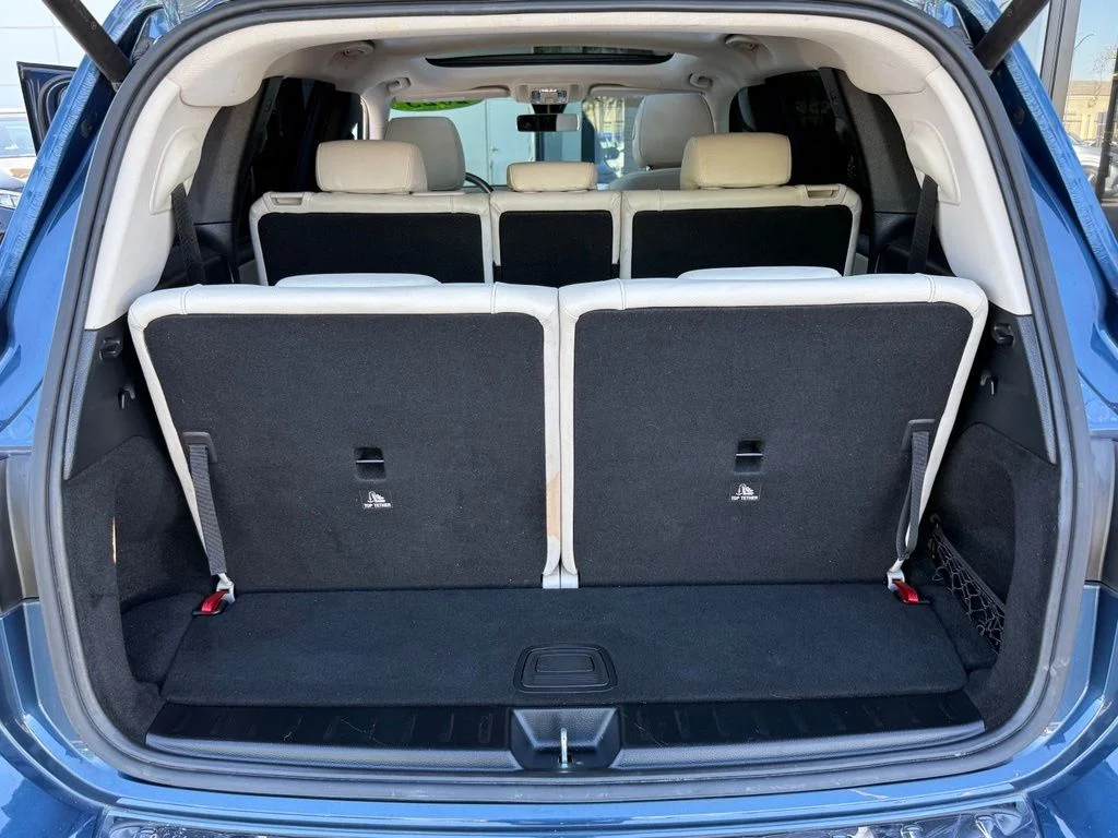 Certified Used 2023  Mercedes-Benz GLB 250 image 20