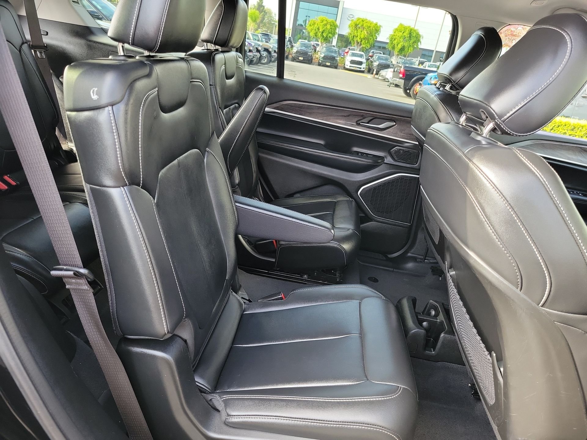 Certified Used 2022 Black Jeep Limited image 16