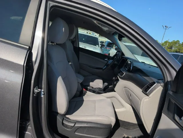 Used 2020 Gray Hyundai Value image 30