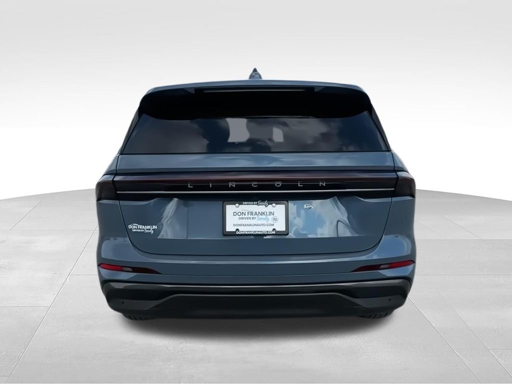 New 2026 Blue Lincoln Premiere image 7
