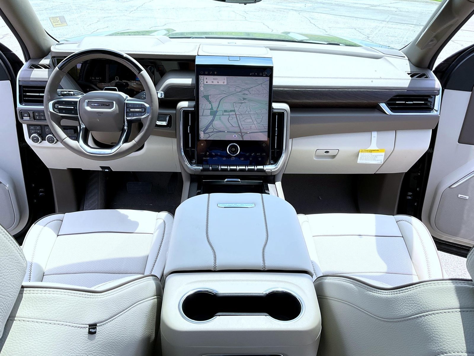 2026 GMC Yukon XL Denali - Photo 12
