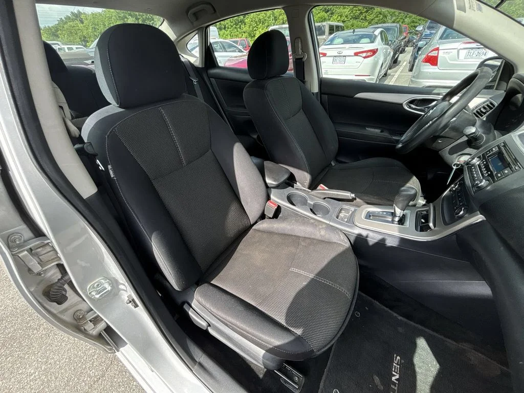 Used 2015 Silver Nissan S image 24