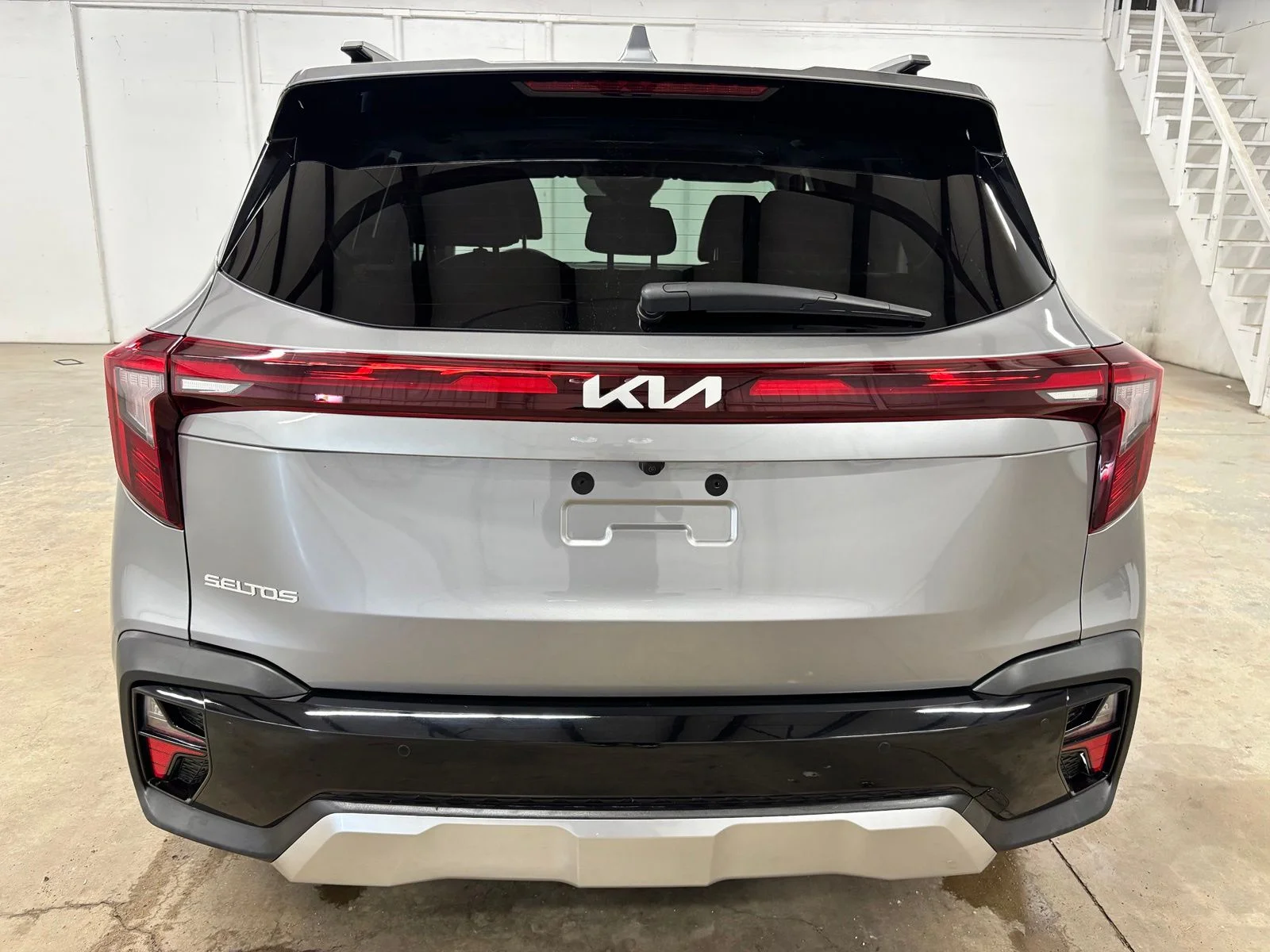 Used 2026 Gray Kia EX image 6